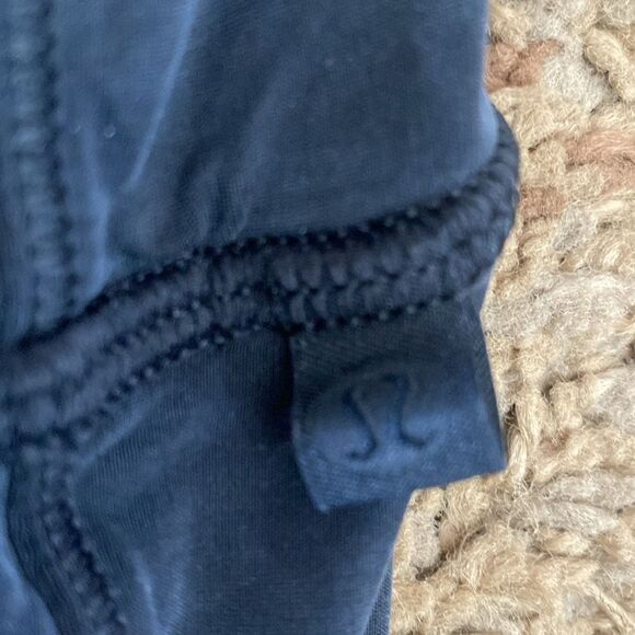 ❤️ Lululemon Ruched Leggings ❤️ - Picture 4 of 5